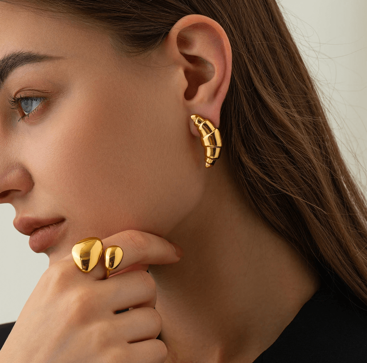 French Croissant EARRINGS Folie à Trois