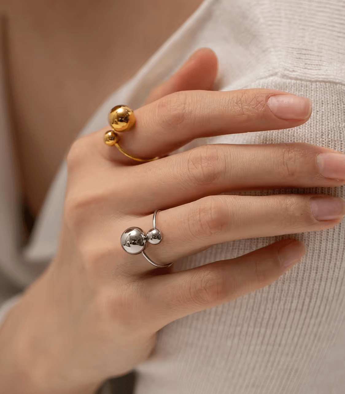Vivien RING Folie à Trois
