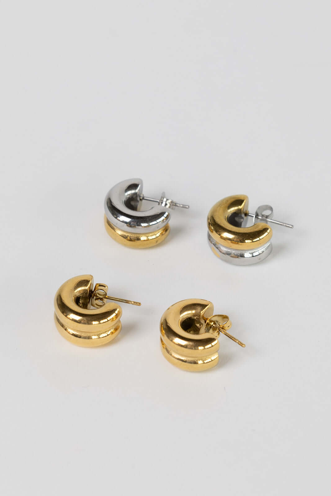 Her Way EARRINGS Folie à Trois