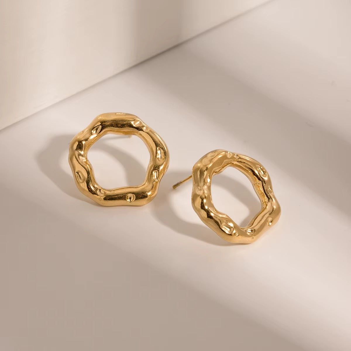 Luka EARRINGS
