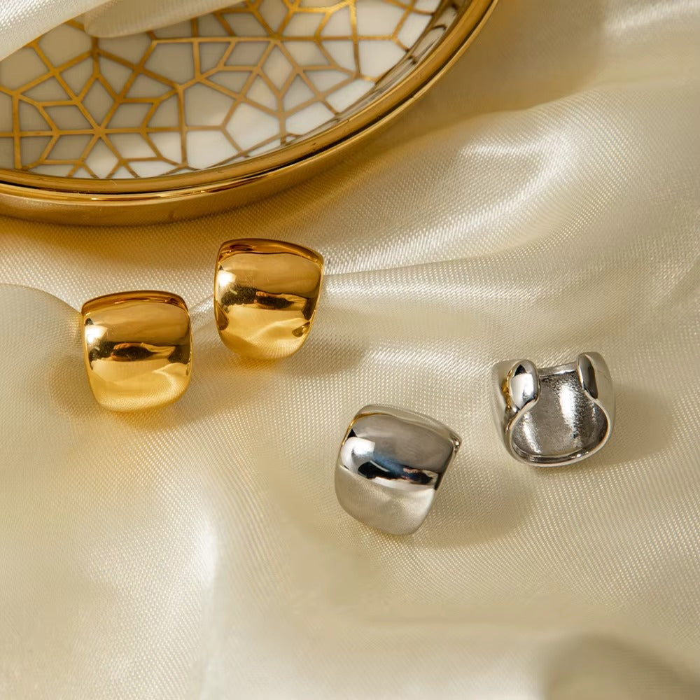 Heart Breaker EAR CUFF