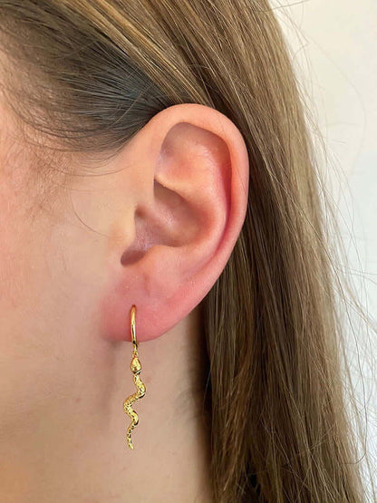 SNEAKY HANGING EARRINGS Folie à Trois