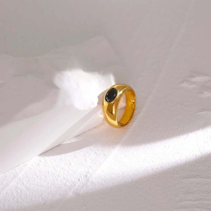 Daytime Exploring RING Folie à Trois