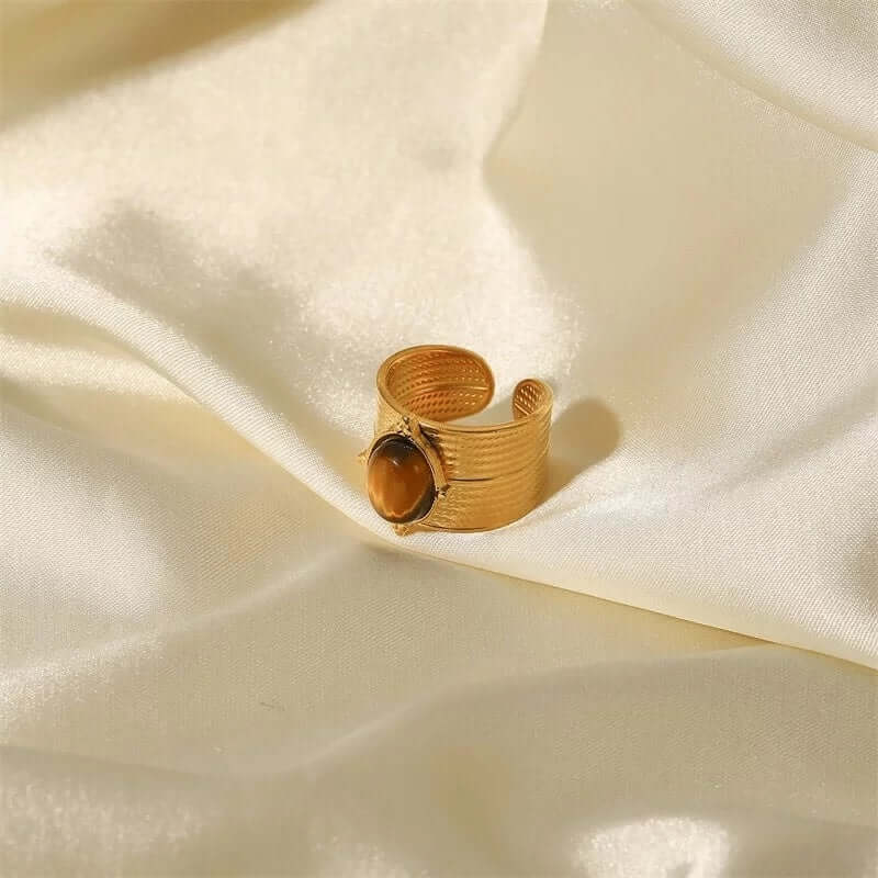 Embrace The Unknown RING Folie à Trois