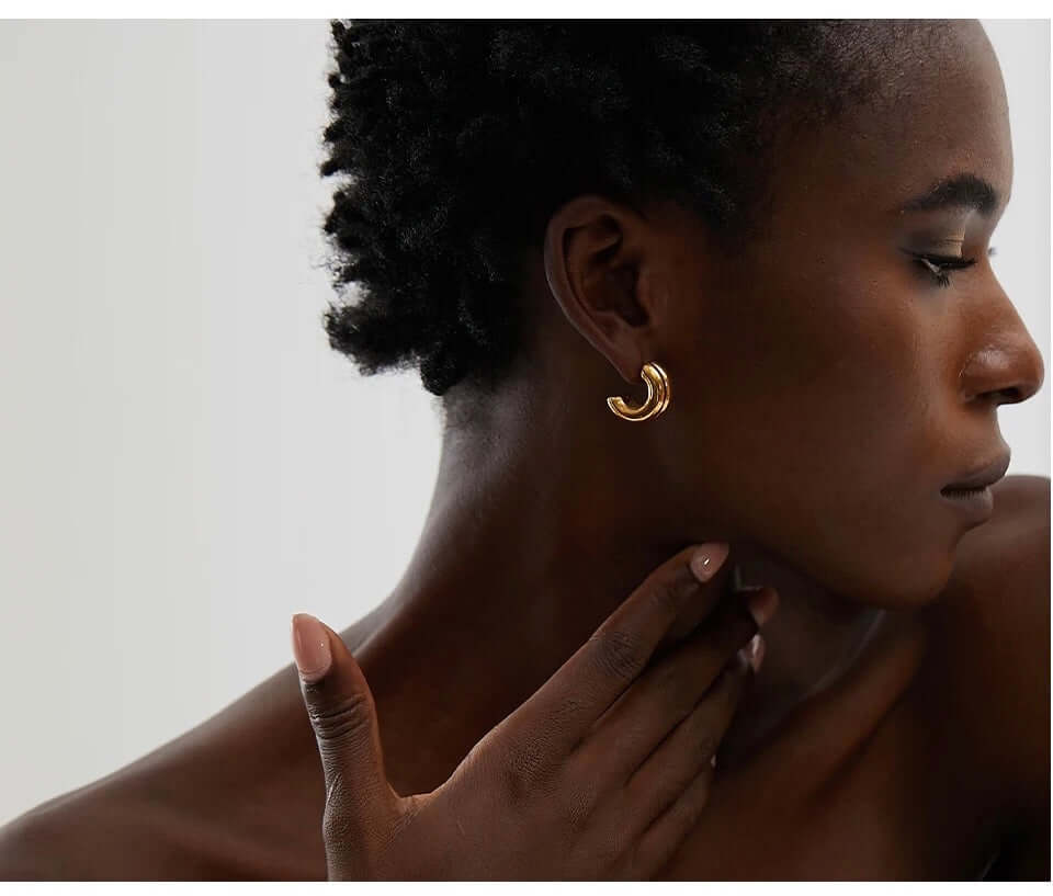 Her Way EARRINGS Folie à Trois